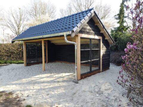 Drentse kapschuur - Houtbouw van Lingen